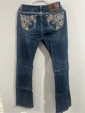 L.A. idol Dark Blue Bootcut Jeans with Cream Rose Embroidery